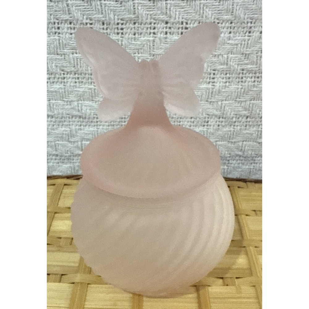 VINTAGE 4 PIECE PINK FROSTED GLASS BUTTERFLY PERFUME VANITY SET i3 - Picture 5 of 9